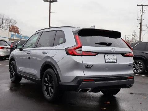 More photos of 2026 Honda CR-V Hybrid Sport-L at Jay Wolfe Honda, MO