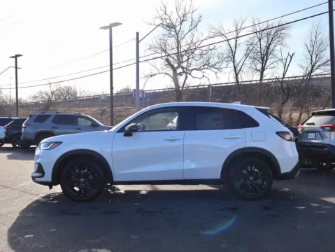 More photos of 2026 Honda HR-V Sport at Jay Wolfe Honda, MO