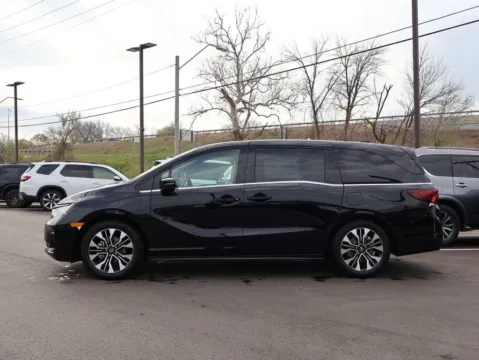 Another view of 2026 Honda Odyssey Elite for sale in Kansas City, MO at Jay Wolfe Honda