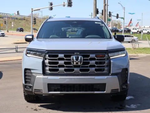 Photos of 2026 Honda Pilot TrailSport for sale in Kansas City, MO at Jay Wolfe Honda