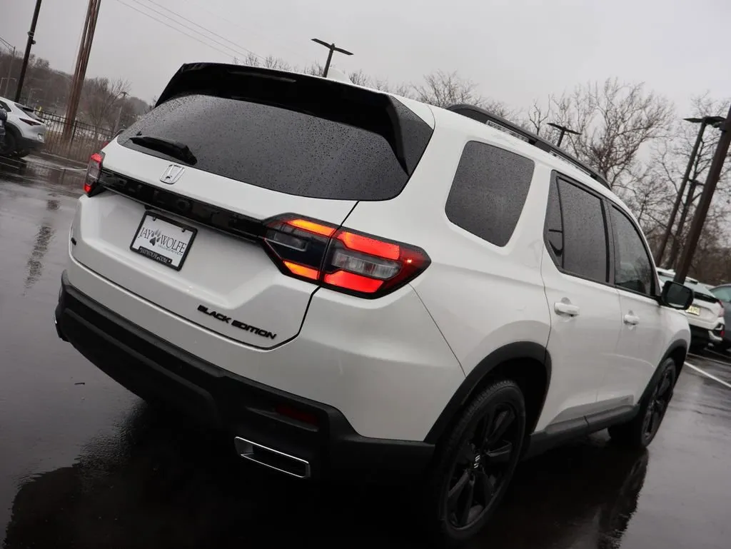2025 Honda Pilot Black Edition - Photo 7