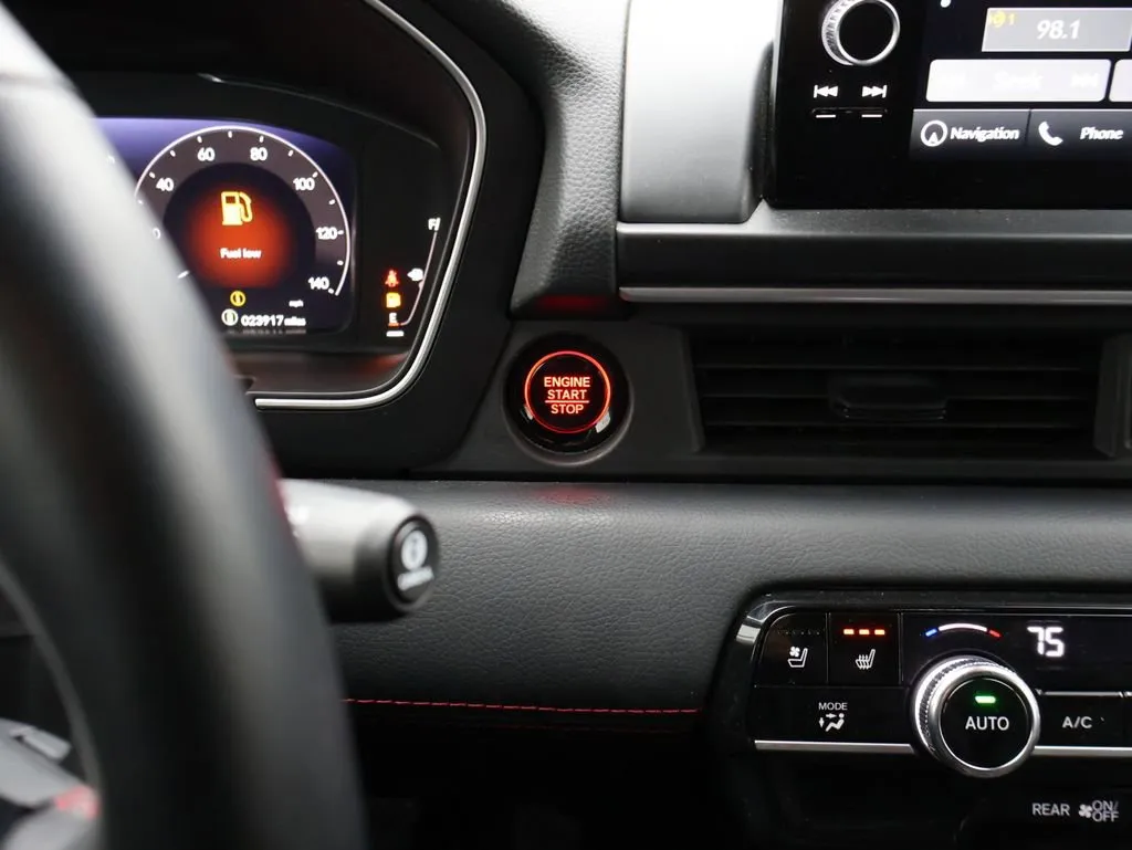 2025 Honda Pilot Black Edition - Photo 28