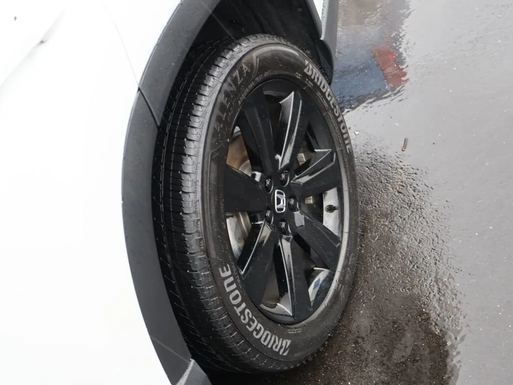 2025 Honda Pilot Black Edition - Photo 35