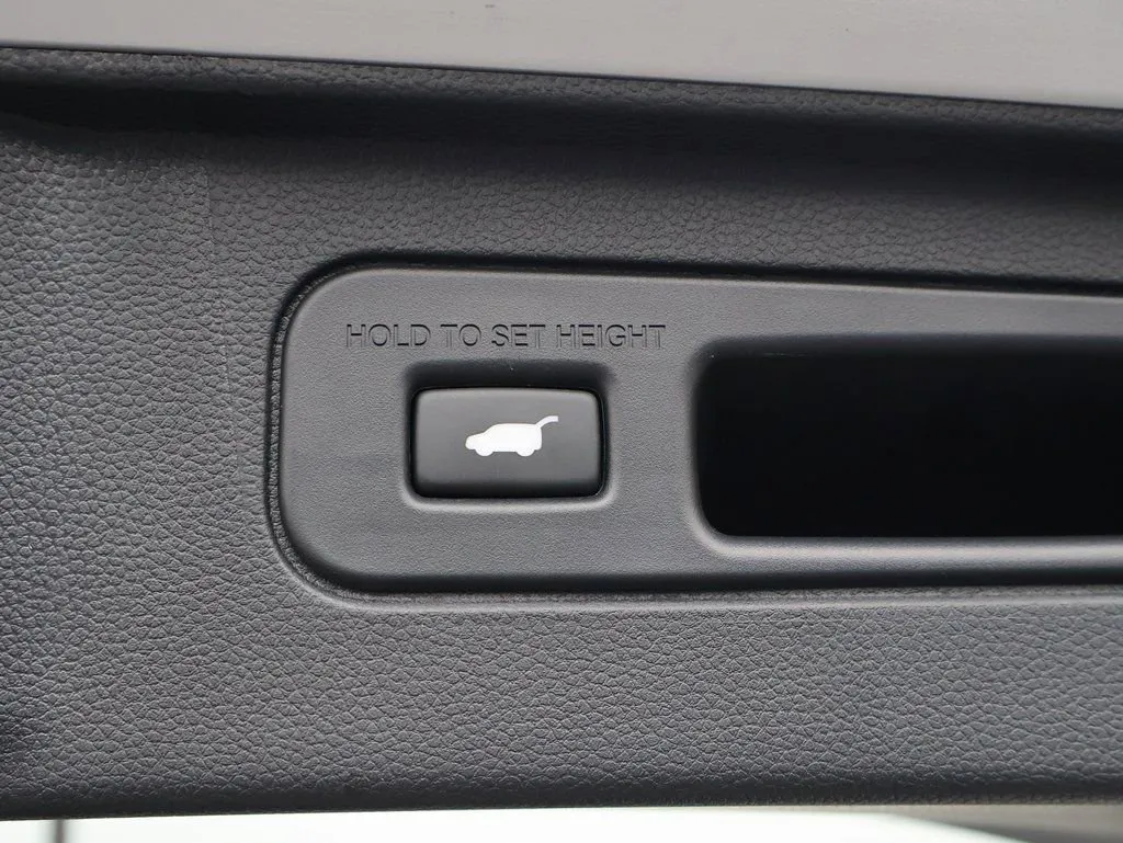 2025 Honda Pilot Elite - Photo 17