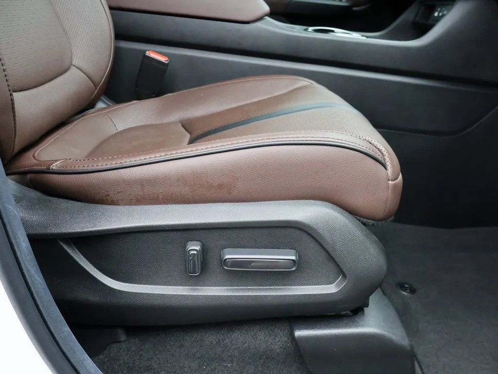 2025 Honda Pilot Elite - Photo 10