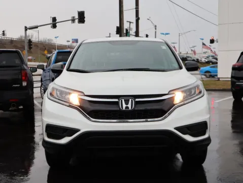 Photos of 2016 Honda CR-V SE for sale in Kansas City, MO at Jay Wolfe Honda