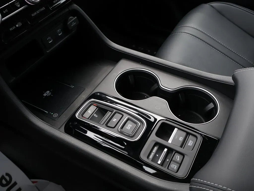2026 Honda Pilot Touring - Photo 25