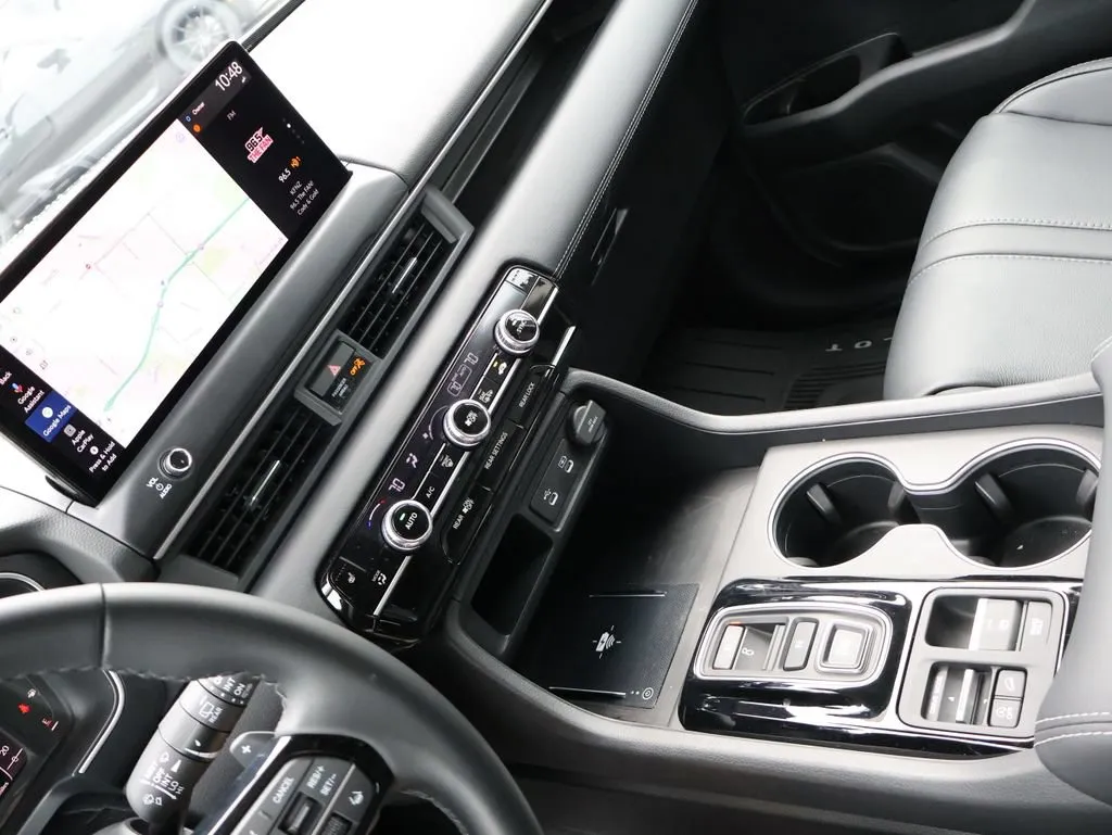 2026 Honda Pilot Touring - Photo 19