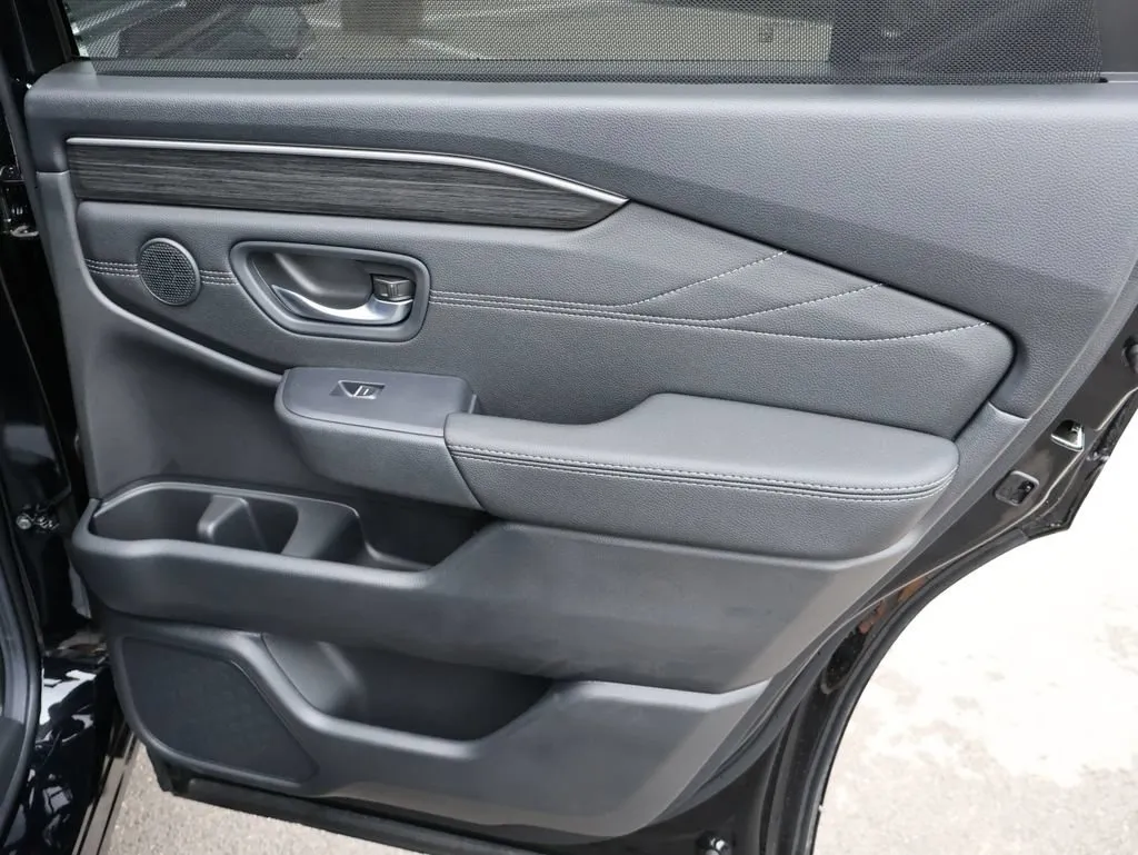 2026 Honda Pilot Touring - Photo 14