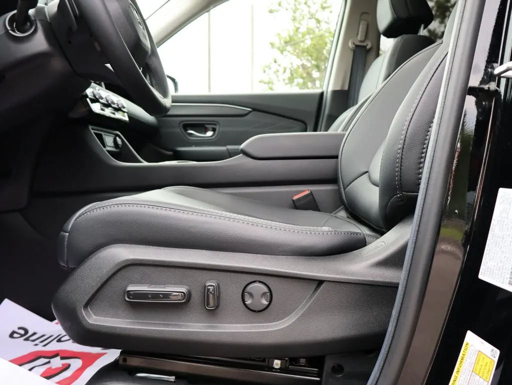 2026 Honda Pilot Touring - Photo 33