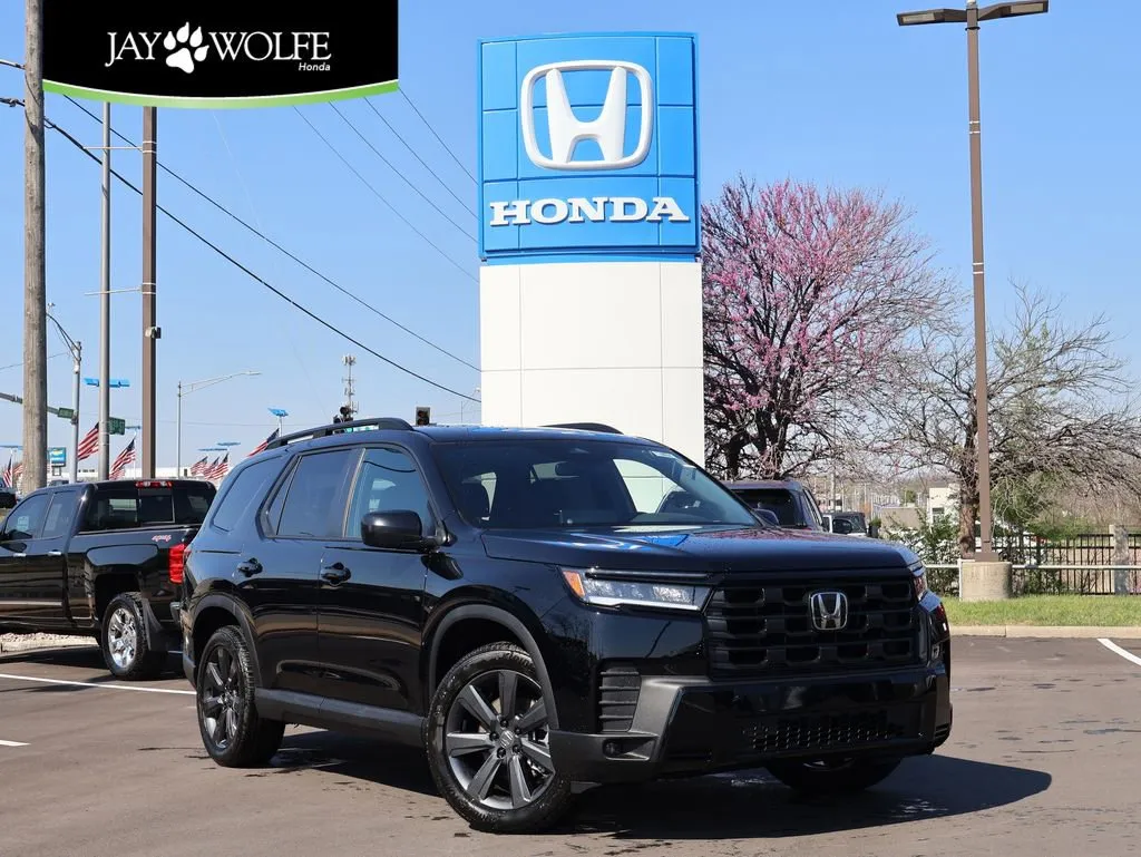 Black 2026 Honda Pilot Sport for sale in Kansas City, MO