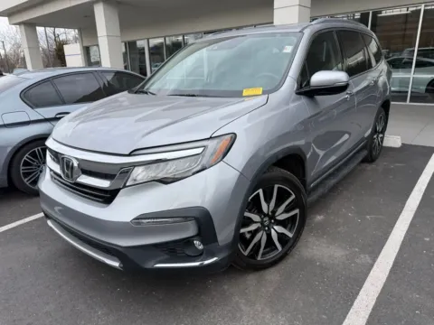 Another view of 2022 Honda Pilot Elite for sale in Kansas City, MO at Jay Wolfe Honda