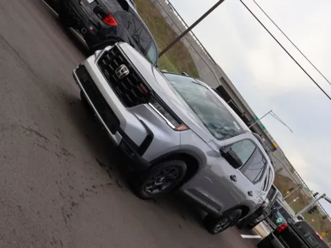 Another view of 2025 Honda Pilot TrailSport for sale in Kansas City, MO at Jay Wolfe Honda
