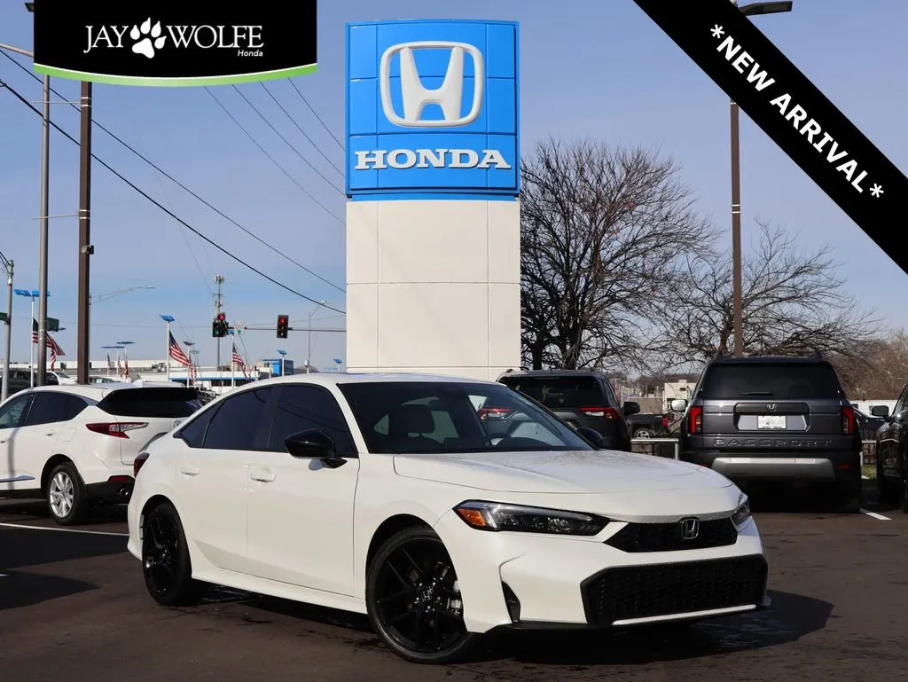 Used 2025 Honda Civic Sport with VIN 2HGFE4F87SH310940 for sale in Kansas City