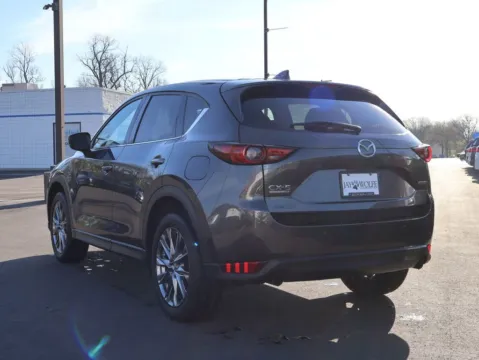 More photos of 2020 Mazda CX-5 Signature at Jay Wolfe Honda, MO
