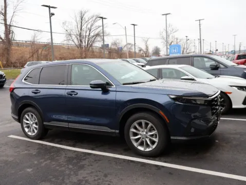 More photos of 2024 Honda CR-V EX-L at Jay Wolfe Honda, MO