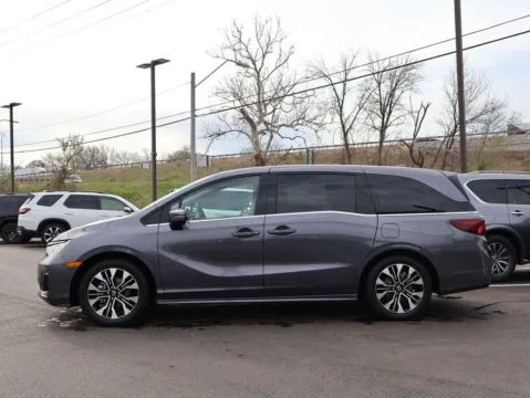 Another view of 2026 Honda Odyssey Elite for sale in Kansas City, MO at Jay Wolfe Honda