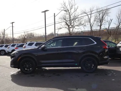 More photos of 2023 Honda CR-V Hybrid Sport at Jay Wolfe Honda, MO
