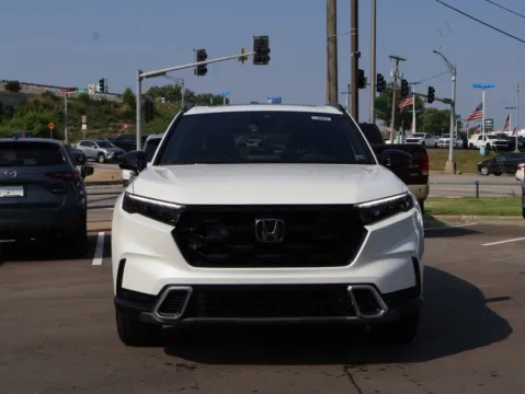 Photos of 2026 Honda CR-V Hybrid Sport Touring for sale in Kansas City, MO at Jay Wolfe Honda