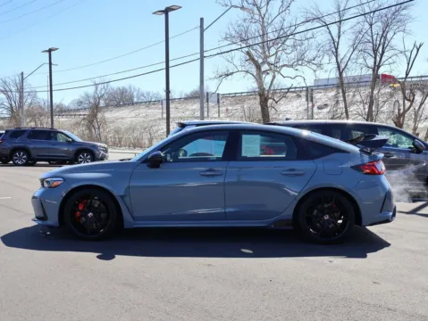 More photos of 2024 Honda Civic Type R at Jay Wolfe Honda, MO