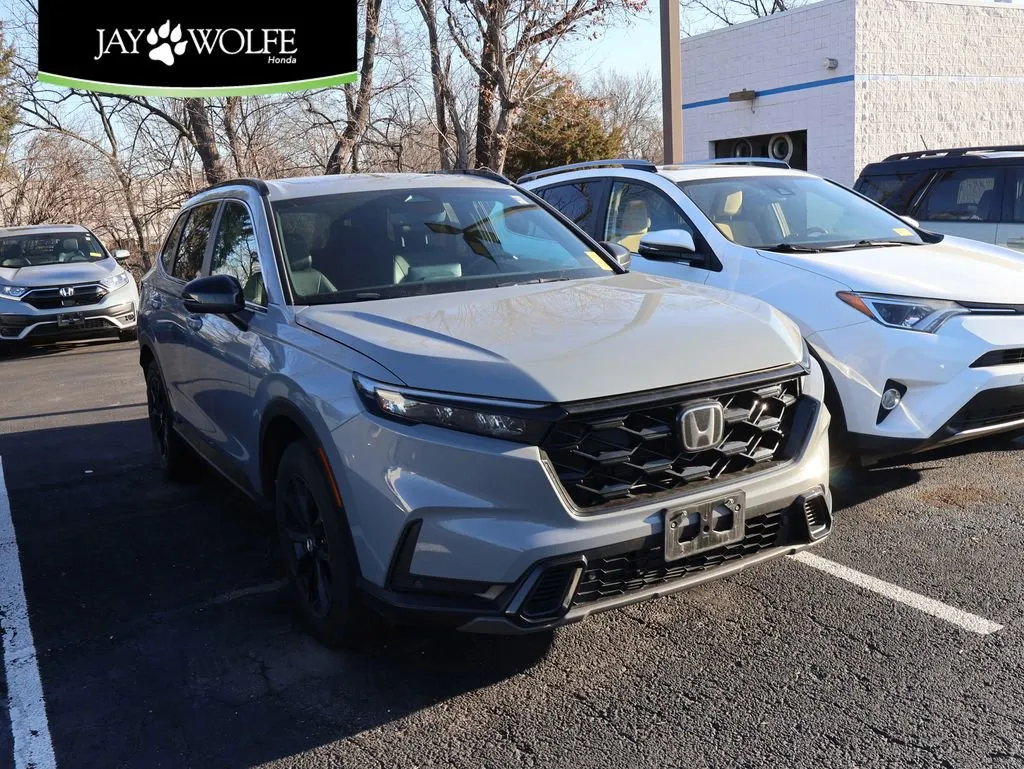 Gray 2025 Honda CR-V Hybrid Sport-L for sale in Kansas City, MO