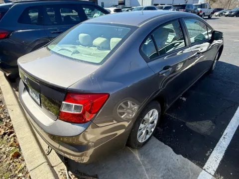 More photos of 2012 Honda Civic Sdn LX at Jay Wolfe Honda, MO