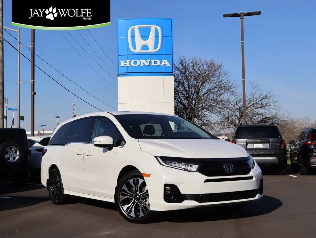 Used 2026 Honda Odyssey Elite with VIN 5FNRL6H98TB033337 for sale in Kansas City