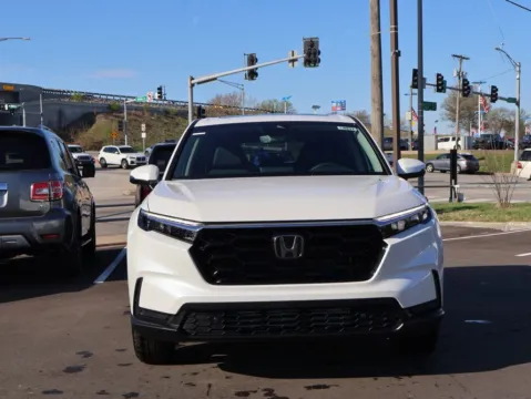 Photos of 2026 Honda CR-V EX-L for sale in Kansas City, MO at Jay Wolfe Honda