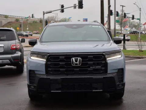 Photos of 2026 Honda Pilot Black Edition for sale in Kansas City, MO at Jay Wolfe Honda