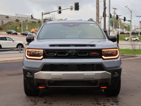 Photos of 2026 Honda Passport TrailSport Elite Blackout for sale in Kansas City, MO at Jay Wolfe Honda