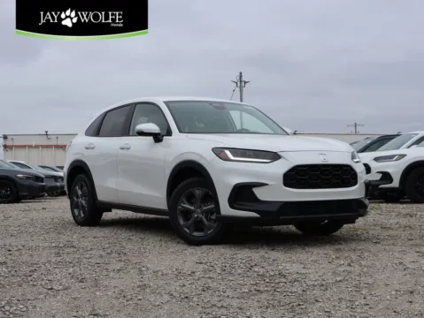 White 2026 Honda HR-V LX for sale in Kansas City, MO