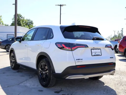 More photos of 2026 Honda HR-V Sport at Jay Wolfe Honda, MO