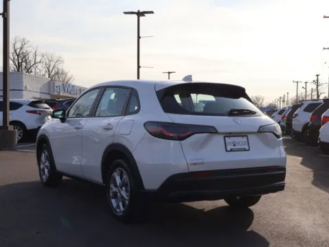More photos of 2024 Honda HR-V LX at Jay Wolfe Honda, MO