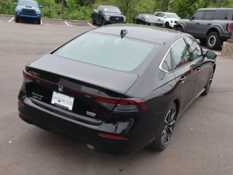 More photos of 2026 Honda Accord Hybrid Touring at Jay Wolfe Honda, MO