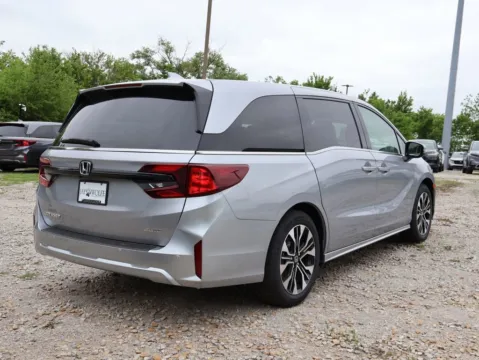 Another view of 2026 Honda Odyssey Elite for sale in Kansas City, MO at Jay Wolfe Honda