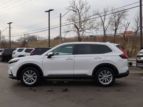 More photos of 2024 Honda CR-V EX-L at Jay Wolfe Honda, MO