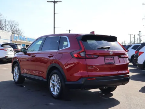 More photos of 2024 Honda CR-V EX-L at Jay Wolfe Honda, MO