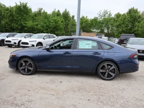 Photos of 2026 Honda Accord Sedan SE for sale in Kansas City, MO at Jay Wolfe Honda