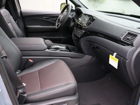 More photos of 2026 Honda Ridgeline Black Edition at Jay Wolfe Honda, MO