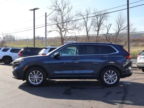 More photos of 2024 Honda CR-V EX-L at Jay Wolfe Honda, MO