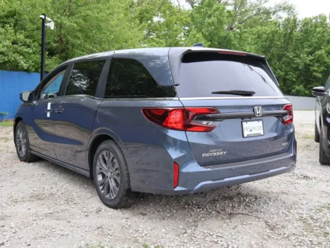 More photos of 2026 Honda Odyssey Touring at Jay Wolfe Honda, MO