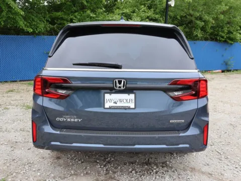 More photos of 2026 Honda Odyssey Touring at Jay Wolfe Honda, MO