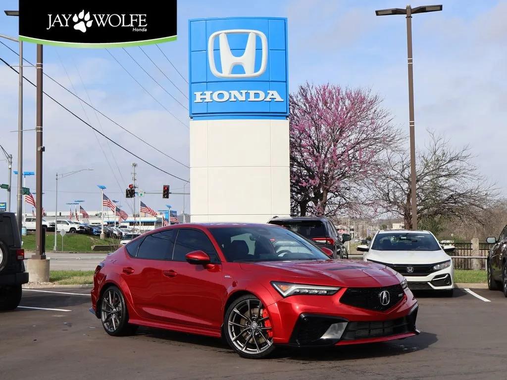 Used 2025 Acura Integra Type-S with VIN 19UDE5G92SA002111 for sale in Kansas City