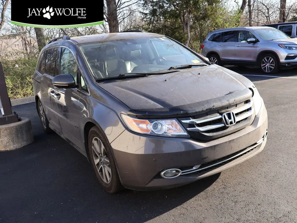 Gray 2016 Honda Odyssey Touring Elite for sale in Kansas City, MO