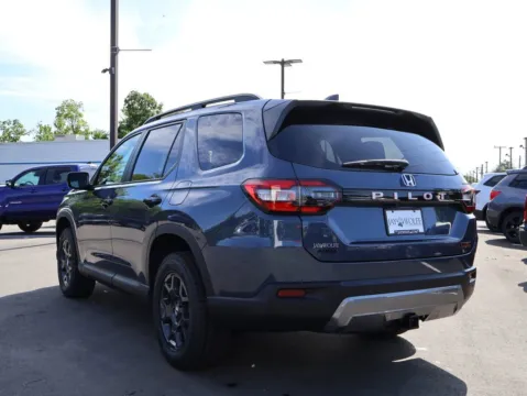 More photos of 2026 Honda Pilot TrailSport at Jay Wolfe Honda, MO