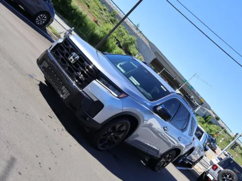 Another view of 2026 Honda Pilot Black Edition for sale in Kansas City, MO at Jay Wolfe Honda