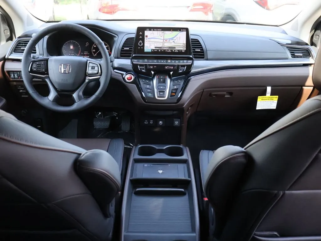2026 Honda Odyssey Elite - Photo 10
