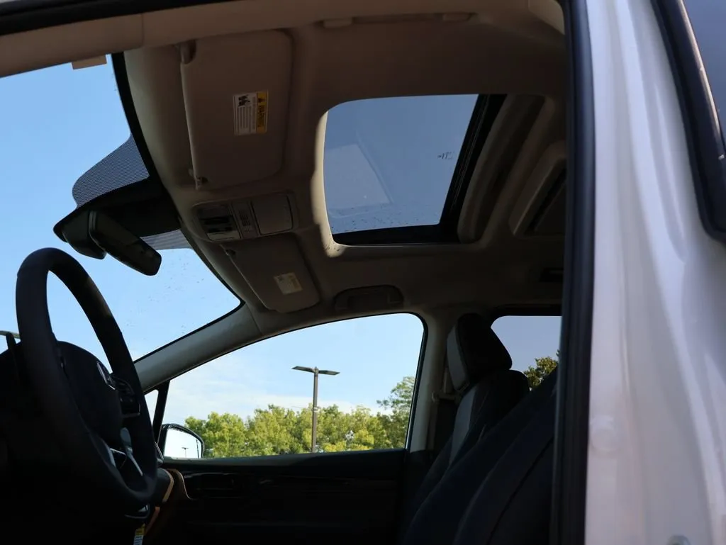 2026 Honda Odyssey Elite - Photo 24