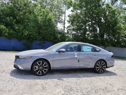 More photos of 2026 Honda Accord Hybrid Touring at Jay Wolfe Honda, MO