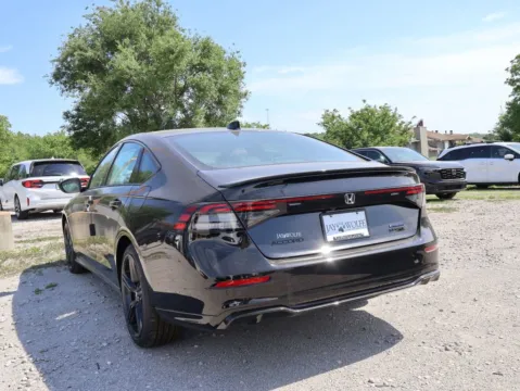 More photos of 2026 Honda Accord Hybrid Sport-L at Jay Wolfe Honda, MO